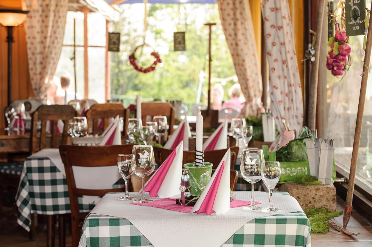 באדן-באדן Hotel Merkurwald - Restaurant Wolpertinger מראה חיצוני תמונה
